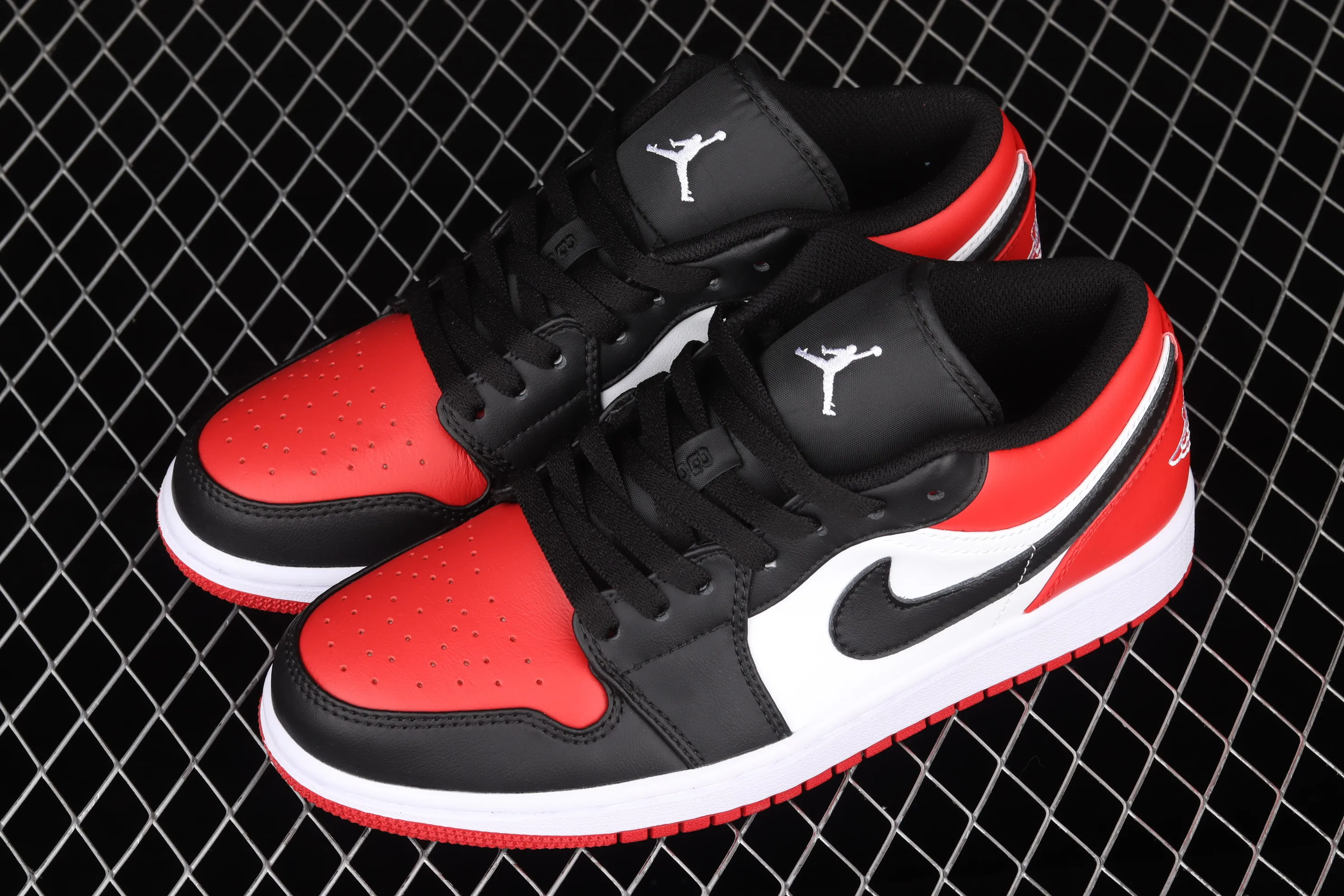 All categories Air Jordan Jordan series basketball shoes Air Jordan 1 Low Air Jordan 1 Low AJ1 Joe 1 low-top cultural basketball shoes 553558-612